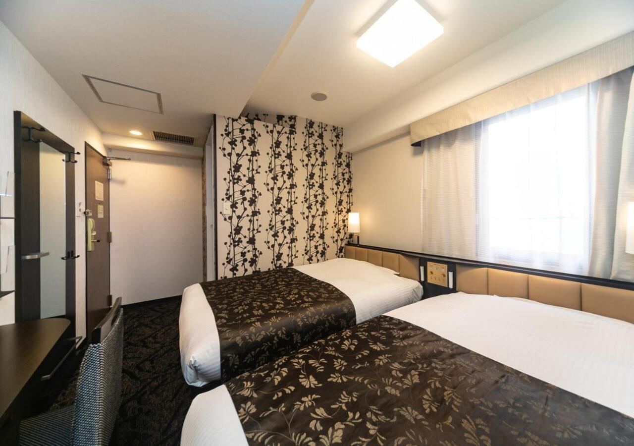 Apa Hotel Nambakita Shinsaibashi Ekimae Osaka Exterior photo